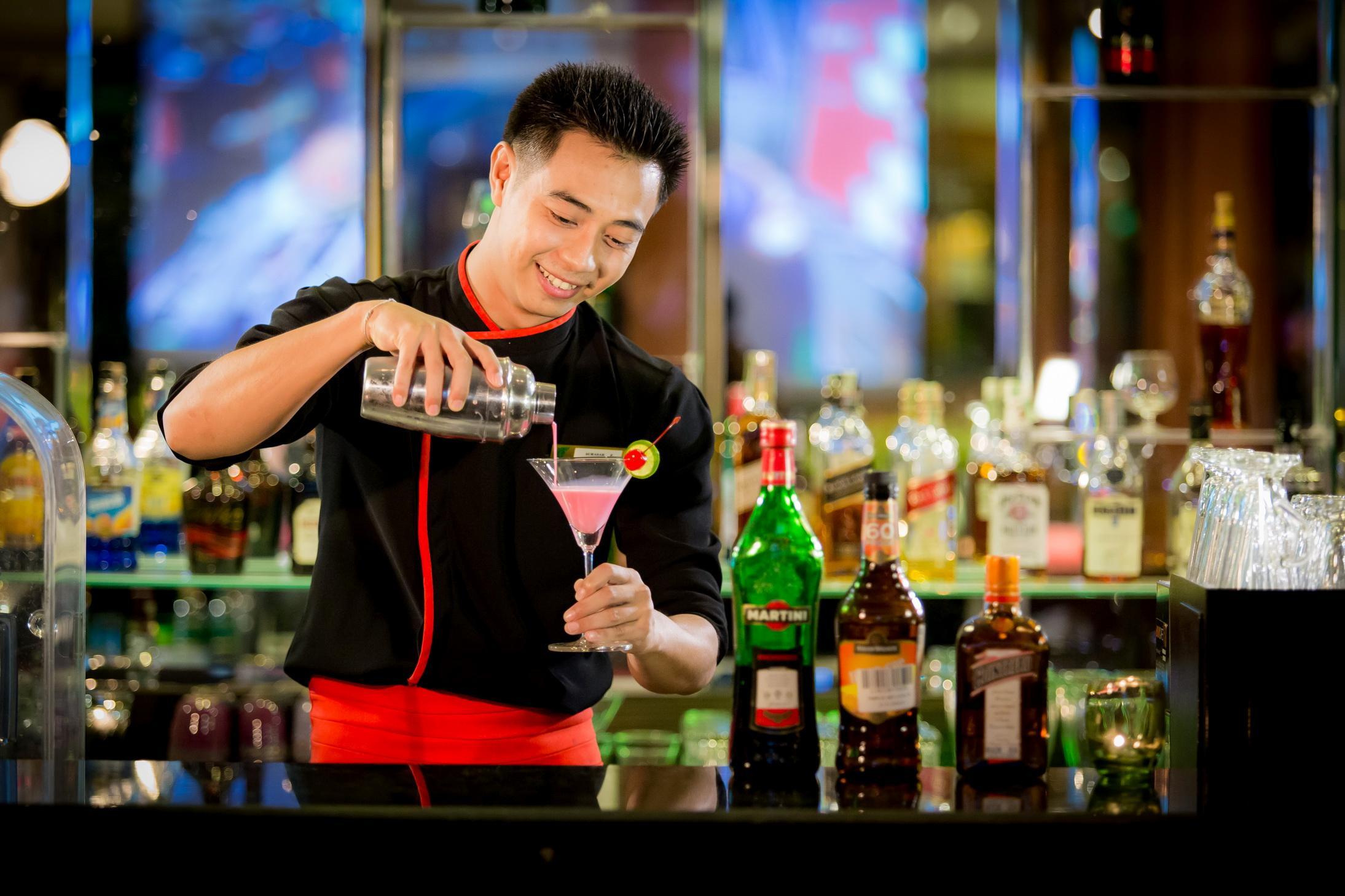 Отель Ramada By Wyndham Bangkok Chaophya Park Экстерьер фото