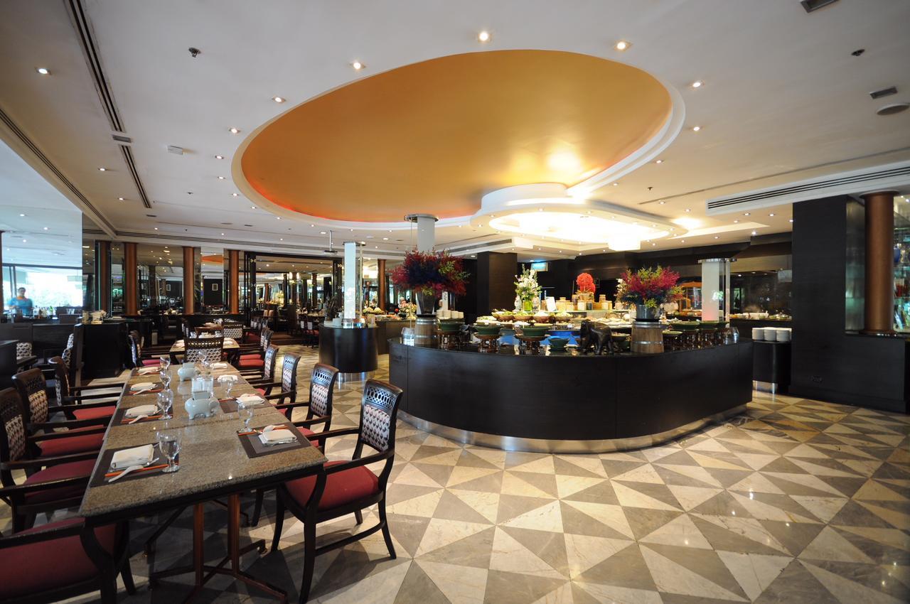 Отель Ramada By Wyndham Bangkok Chaophya Park Экстерьер фото