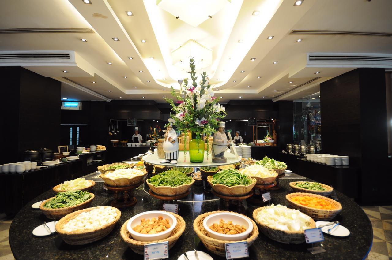 Отель Ramada By Wyndham Bangkok Chaophya Park Экстерьер фото