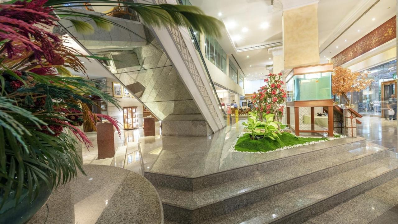 Отель Ramada By Wyndham Bangkok Chaophya Park Экстерьер фото