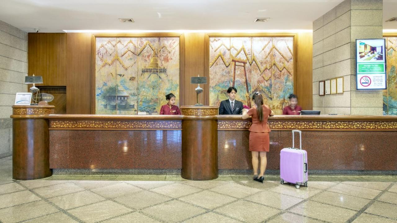 Отель Ramada By Wyndham Bangkok Chaophya Park Экстерьер фото