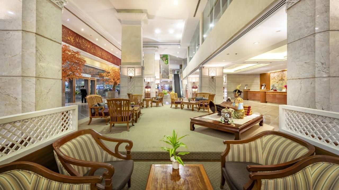Отель Ramada By Wyndham Bangkok Chaophya Park Экстерьер фото