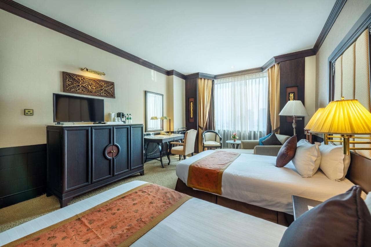 Отель Ramada By Wyndham Bangkok Chaophya Park Экстерьер фото